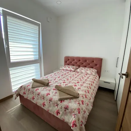 Namelis Prie Juros Su Privaciu Kiemeliu Apartamento Palanga